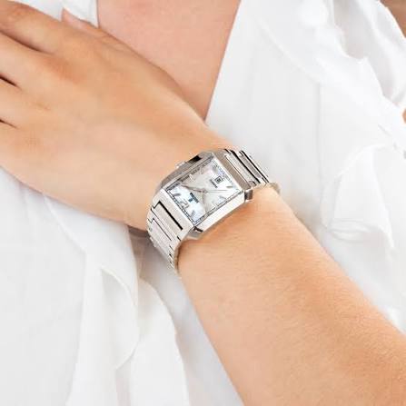 Montre femme : les meilleures tendances mode à découvrir sur lamode.tn